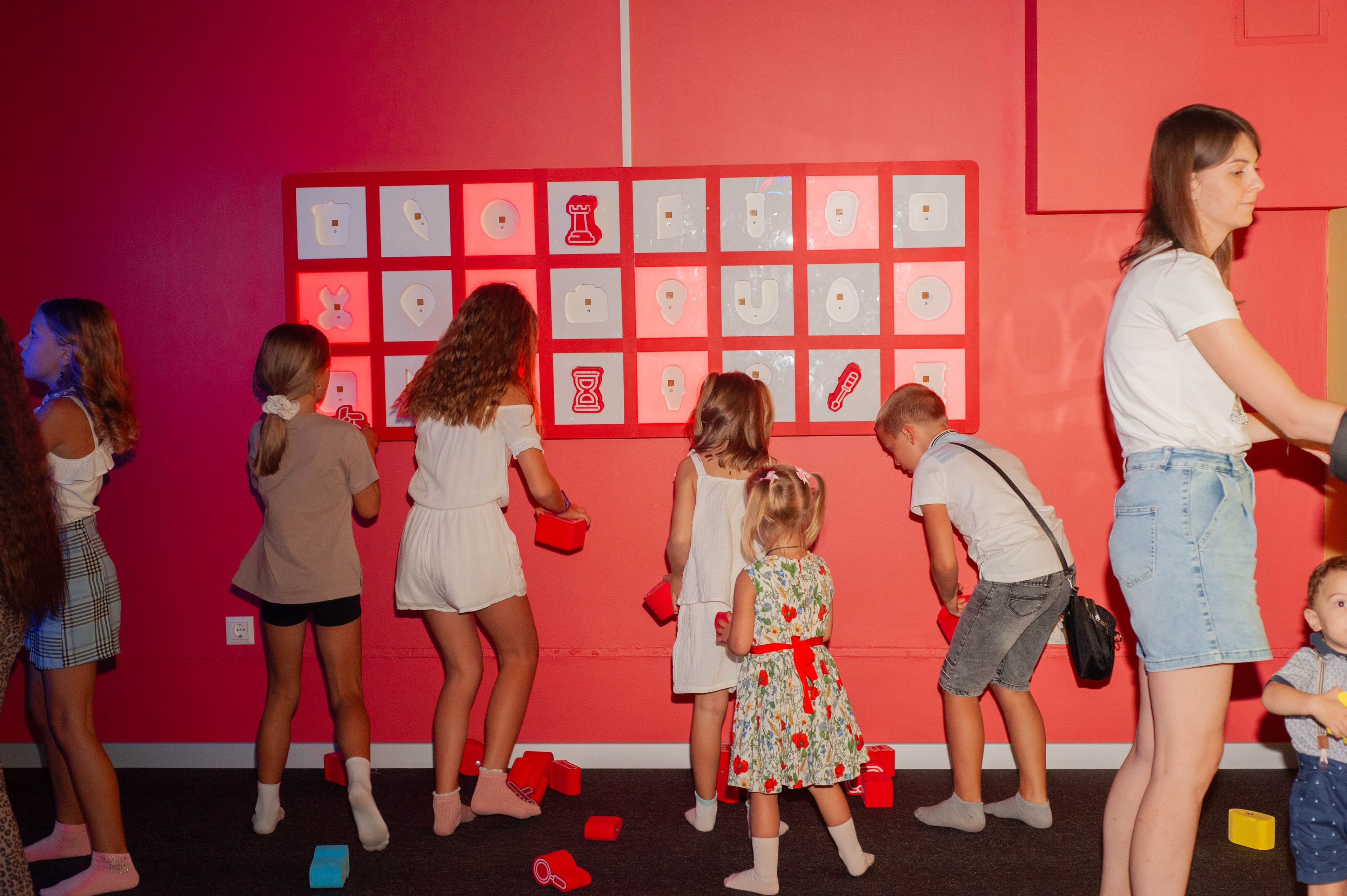 Kolo Playground Atmosphere